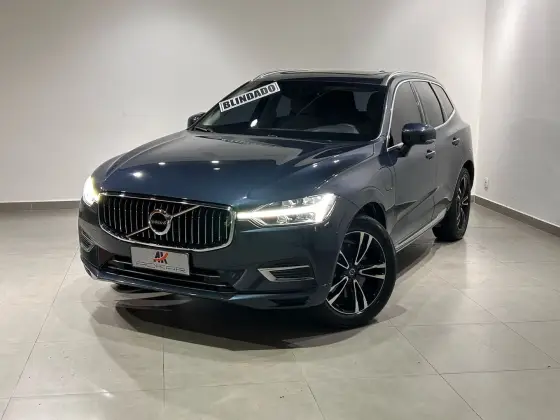 VOLVO XC60 2021