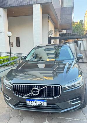 VOLVO XC60 2020