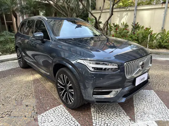 VOLVO XC90 2023