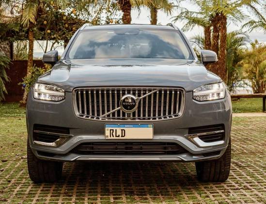 VOLVO XC90 2021