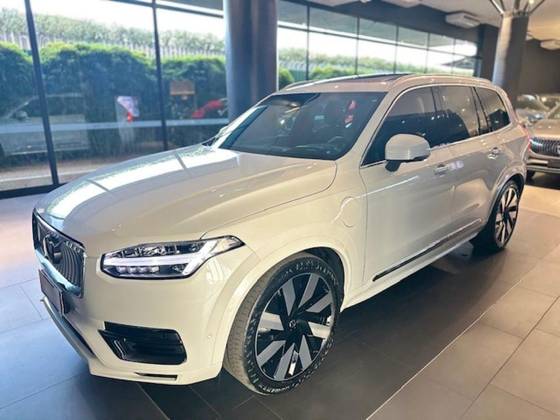 VOLVO XC90 2024