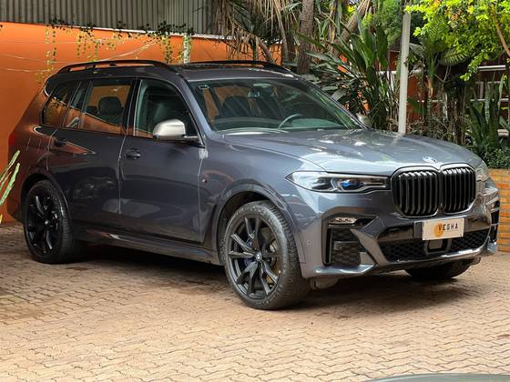BMW X7 2022