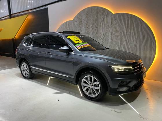 VOLKSWAGEN TIGUAN 2019