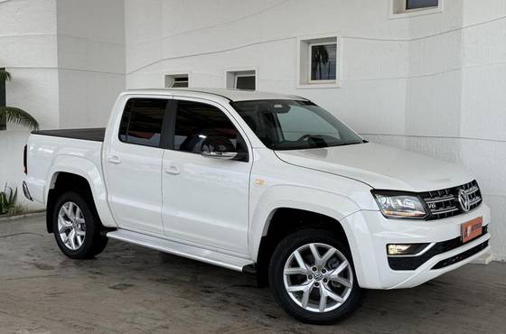 VOLKSWAGEN AMAROK 2021