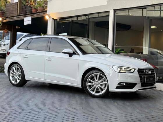 AUDI A3 2015