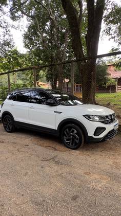 VOLKSWAGEN T-CROSS 2025