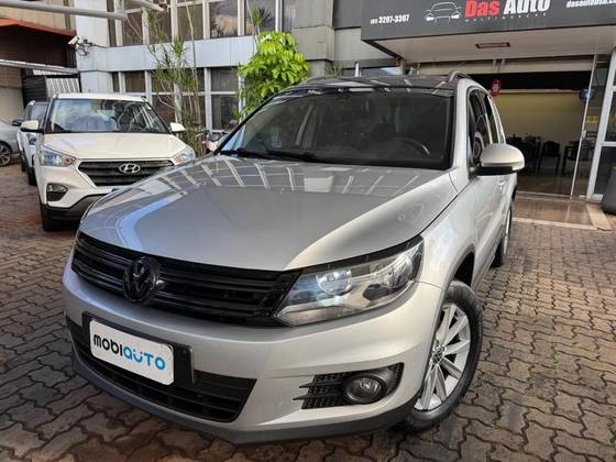 VOLKSWAGEN TIGUAN 2012