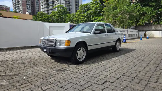 MERCEDES-BENZ 190 E 1987