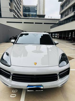 PORSCHE CAYENNE 2021