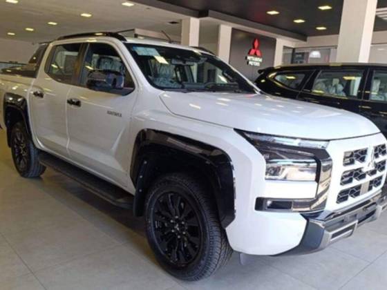 MITSUBISHI TRITON 2026