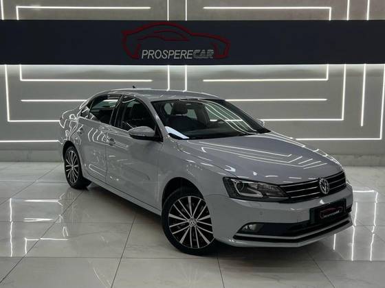 VOLKSWAGEN JETTA 2018