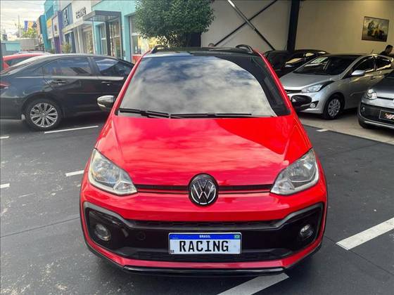 VOLKSWAGEN CROSS UP 2018