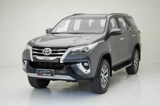 TOYOTA HILUX SW4 2018