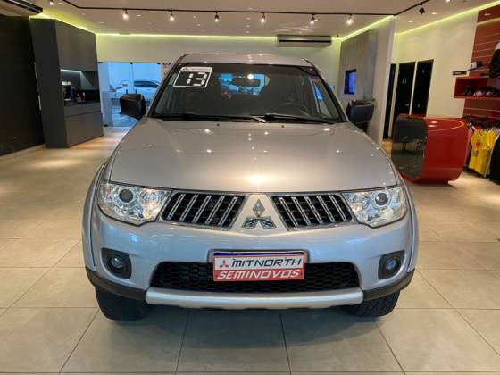 MITSUBISHI PAJERO DAKAR 2013