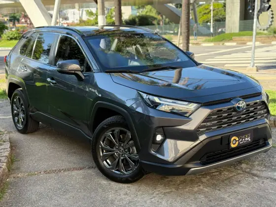 TOYOTA RAV4 2022