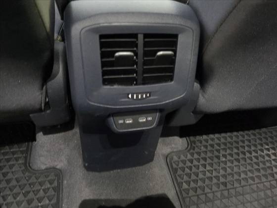 VOLKSWAGEN T-CROSS 2024