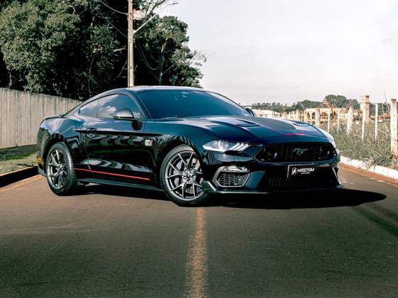 FORD MUSTANG 2021