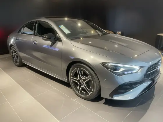 MERCEDES-BENZ CLA 200 2025