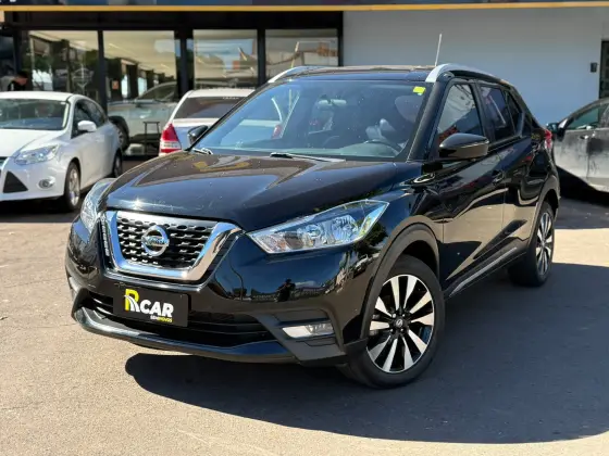 NISSAN KICKS 2017