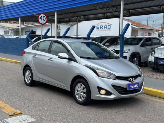 HYUNDAI HB20S 2015