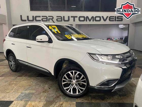 MITSUBISHI OUTLANDER 2016