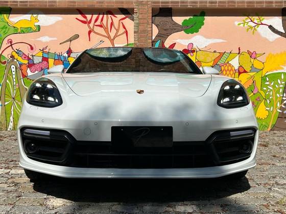 PORSCHE PANAMERA 2017