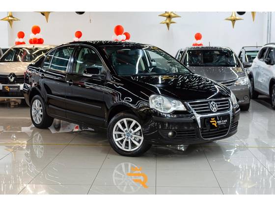 VOLKSWAGEN POLO SEDAN 2010