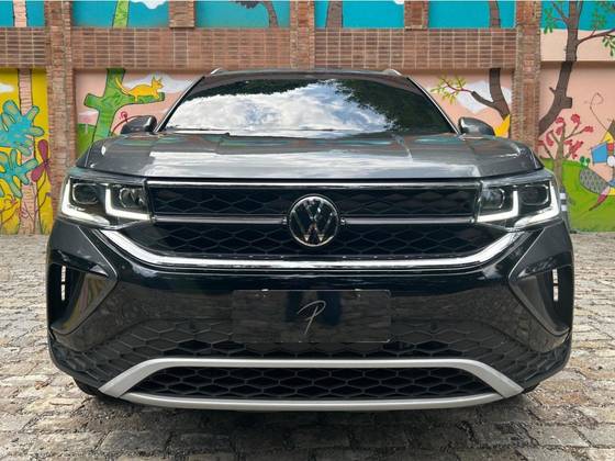 VOLKSWAGEN TAOS 2024