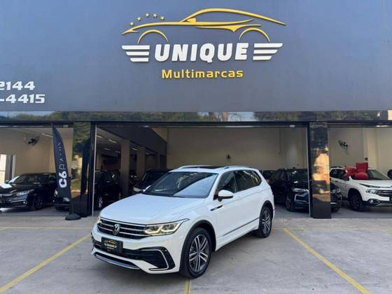 VOLKSWAGEN TIGUAN 2024