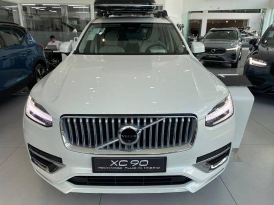 VOLVO XC90 2025