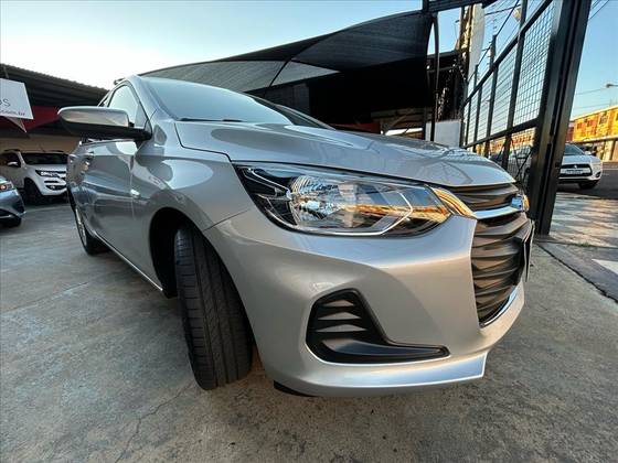 CHEVROLET ONIX 2023