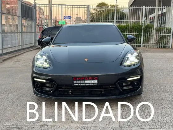 PORSCHE PANAMERA 2022