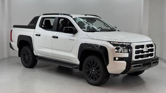 MITSUBISHI TRITON 2026