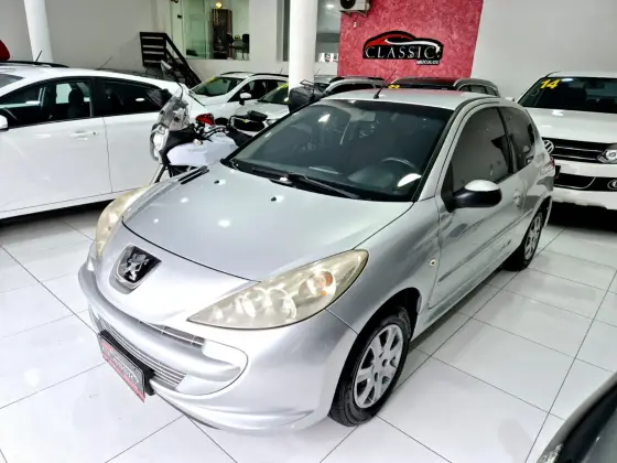 PEUGEOT 207 2012