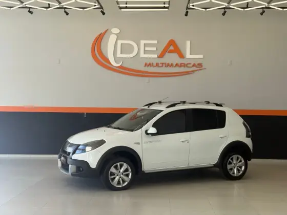 RENAULT SANDERO 2014