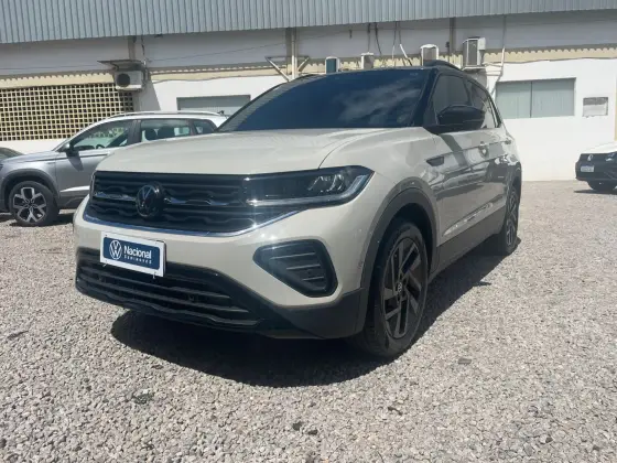 VOLKSWAGEN T-CROSS 2025