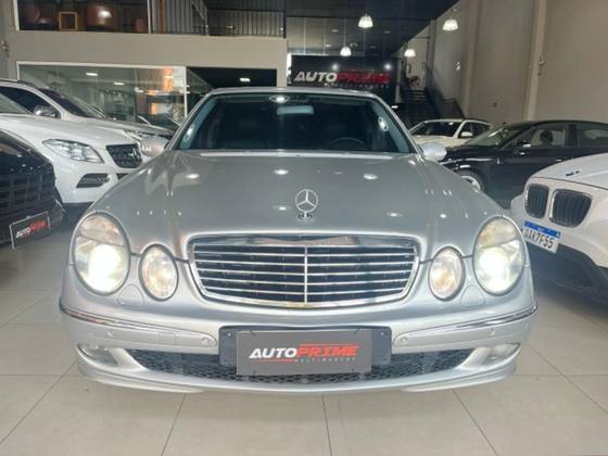 MERCEDES-BENZ E 320 2004