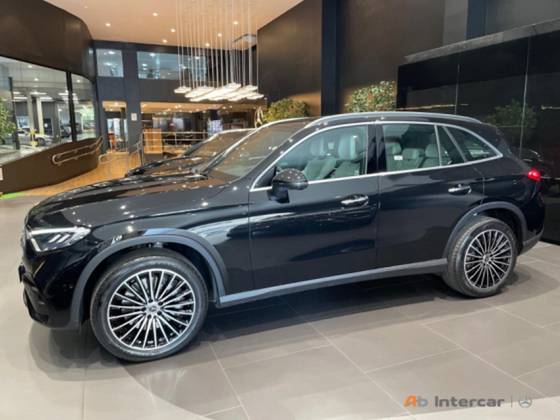 MERCEDES-BENZ GLC 300 2025