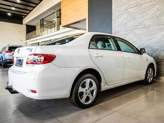 TOYOTA COROLLA 2014