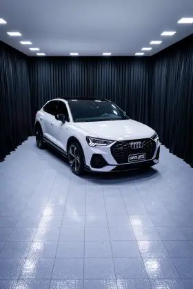 AUDI Q3 2024