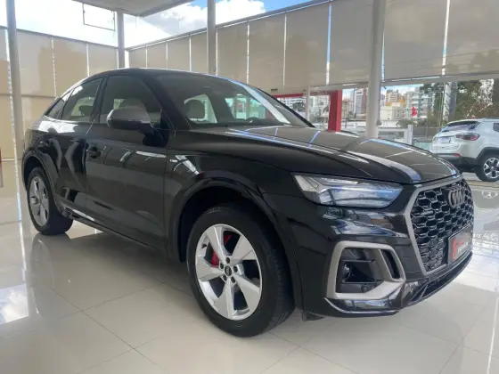 AUDI Q5 2022