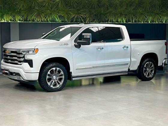 CHEVROLET SILVERADO 2024