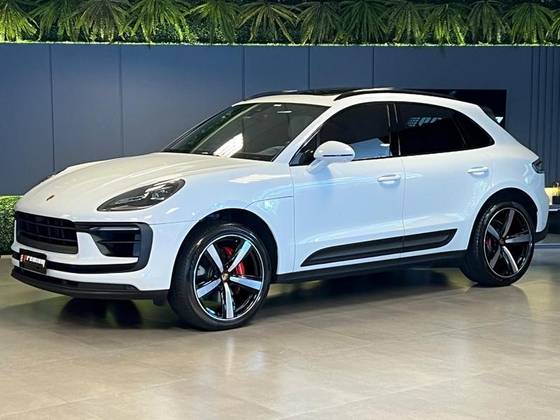 PORSCHE MACAN 2024