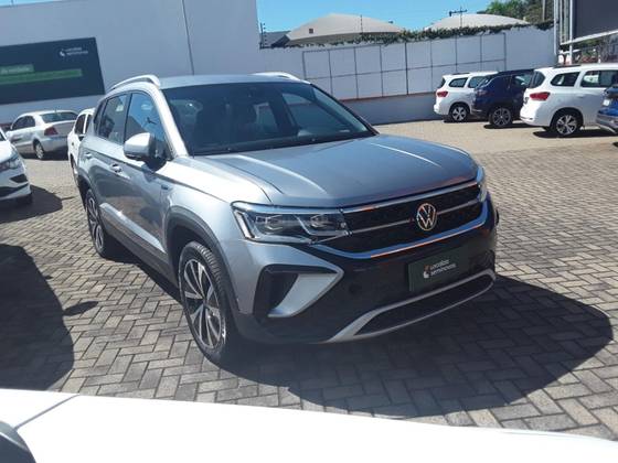 VOLKSWAGEN TAOS 2023