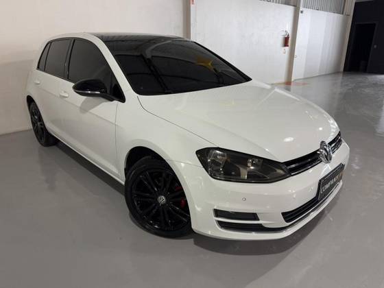 VOLKSWAGEN GOLF 2014