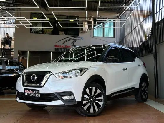 NISSAN KICKS 2018