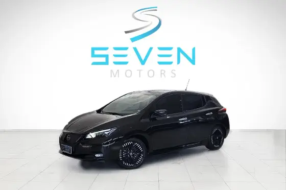 NISSAN LEAF 2023