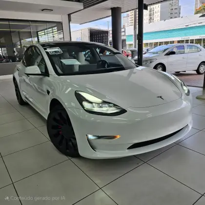 TESLA MODEL 3 2021
