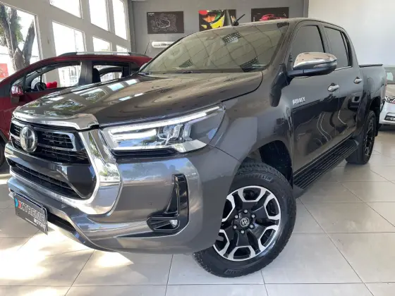 TOYOTA HILUX 2021
