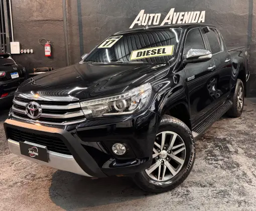 TOYOTA HILUX 2017